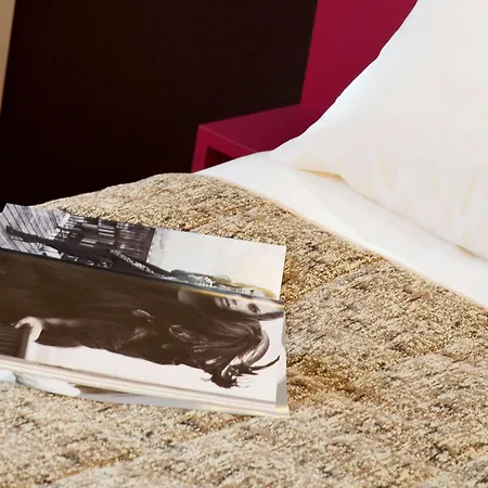 Hotel Mercure Annemasse Porte De Geneve 4*