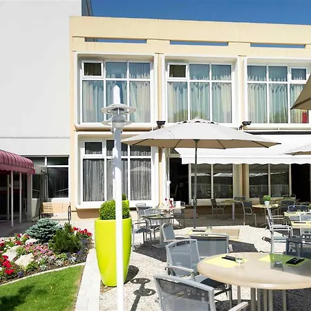 Mercure Annemasse Porte De Geneve Hotel 4*