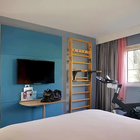 Mercure Annemasse Porte De Geneve Hotel